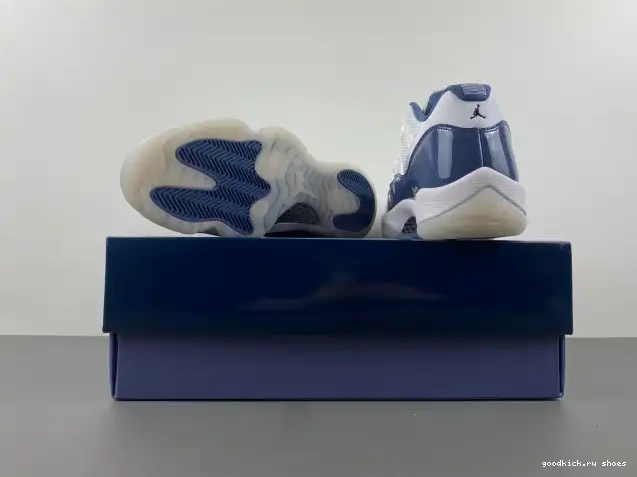 Jordan FV5104-104 Retro Midnight 11 Low (2024) Navy 0615